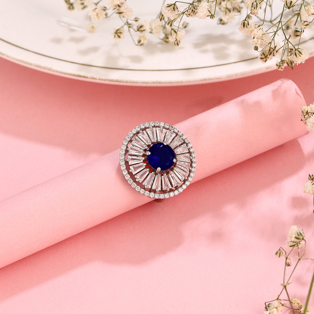✨ 925 Silver Radiance in Every Hue: The Circular Sunburst Ring