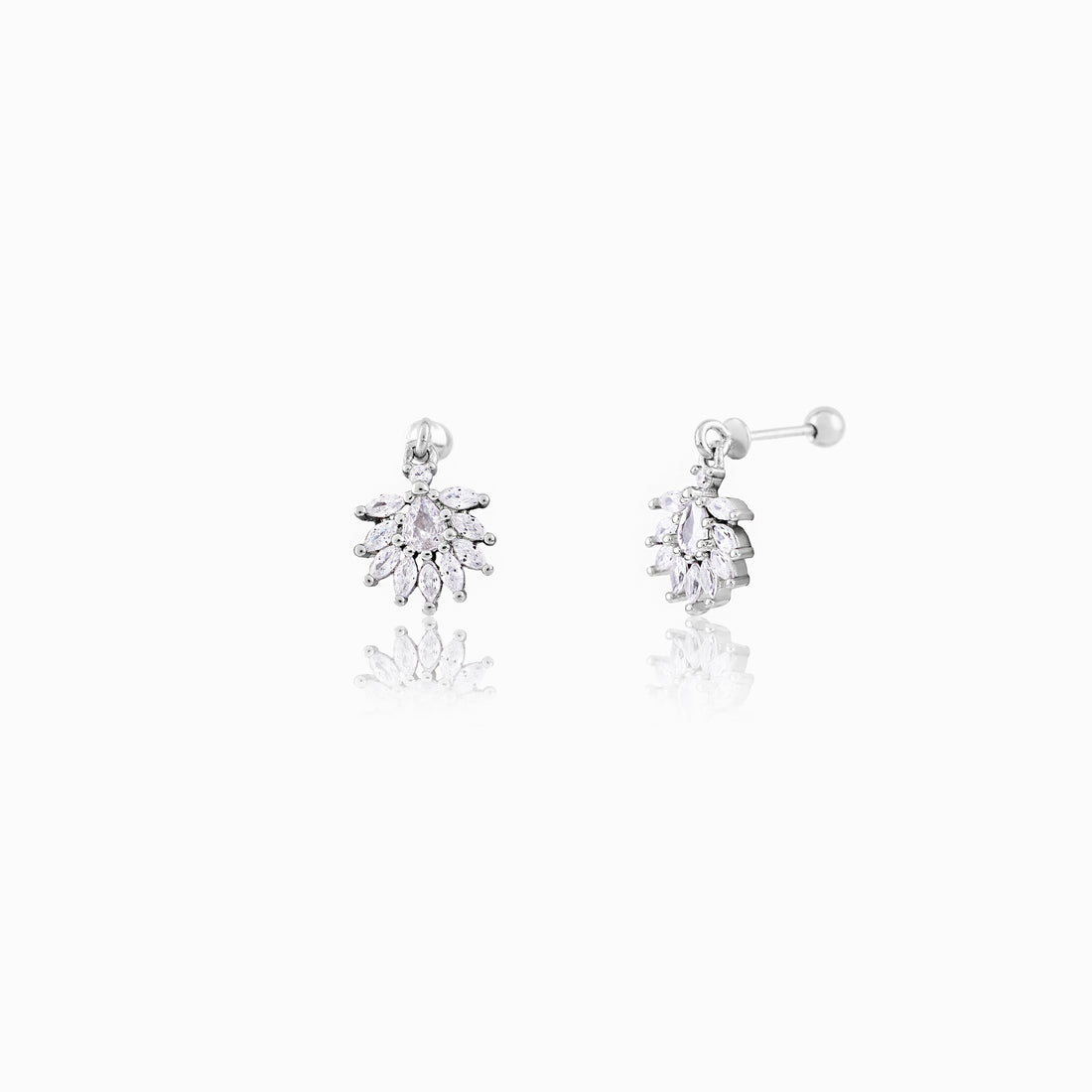 🌸 Elegant Marquise Fan Studs in 925 Silver