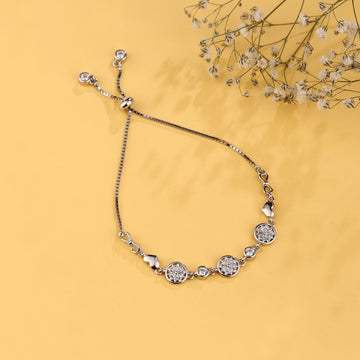 ❄️ 925 Silver Sparkling Petal Bolo Bracelet