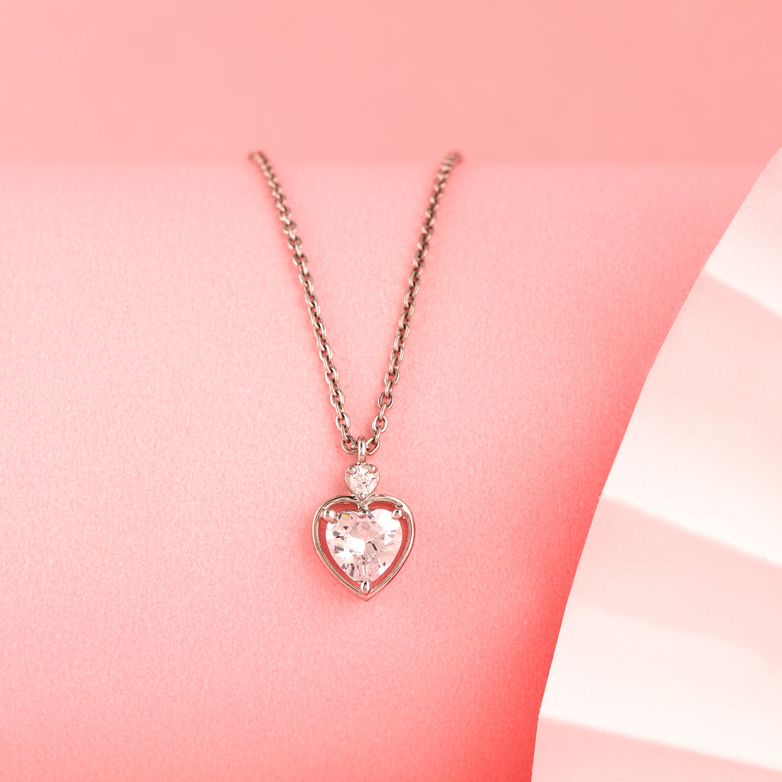 Classic heart-cut 925 silver pendant with polished open frame design