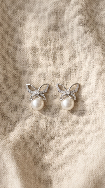 🎀 925 Silver Crystal Bow & Pearl Stud Earrings