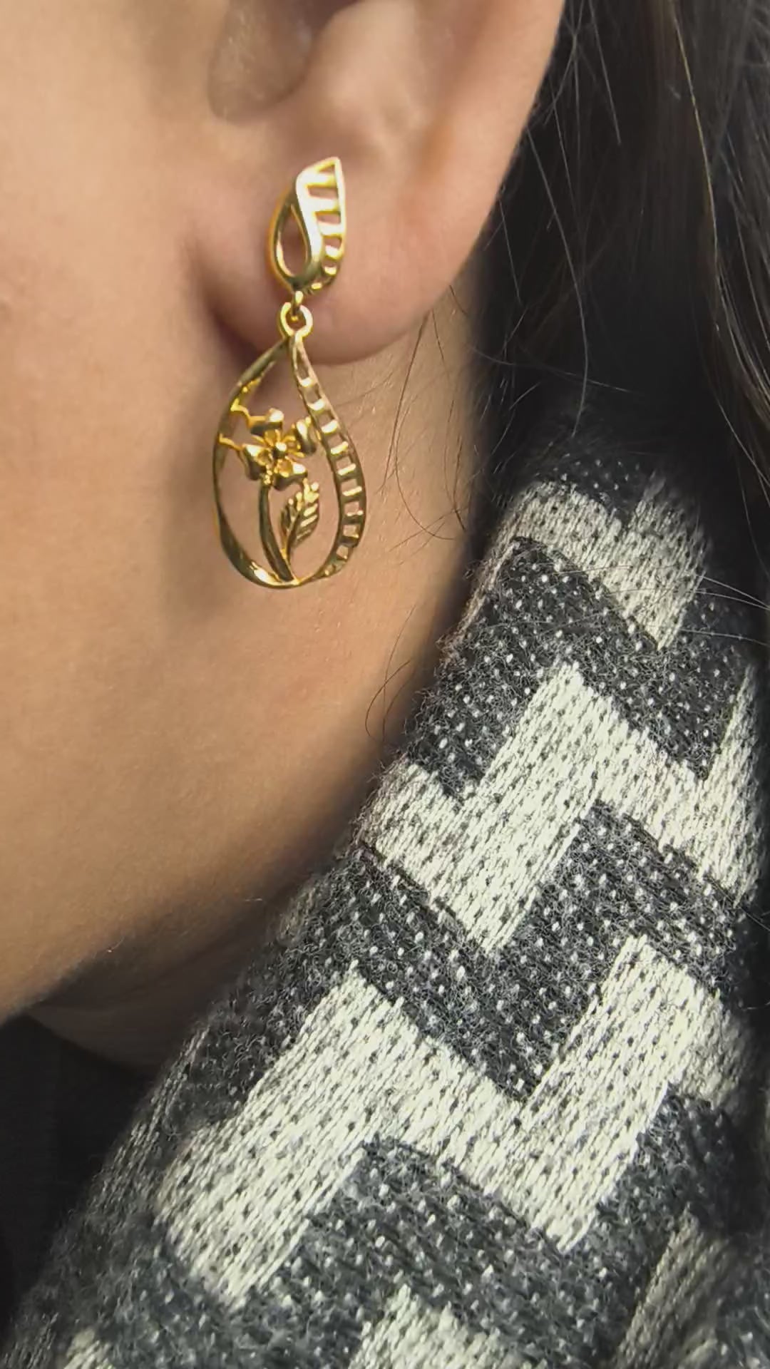Model wearing 925 silver golden blossom teardrop earrings showcasing elegant drop length and delicate detailing